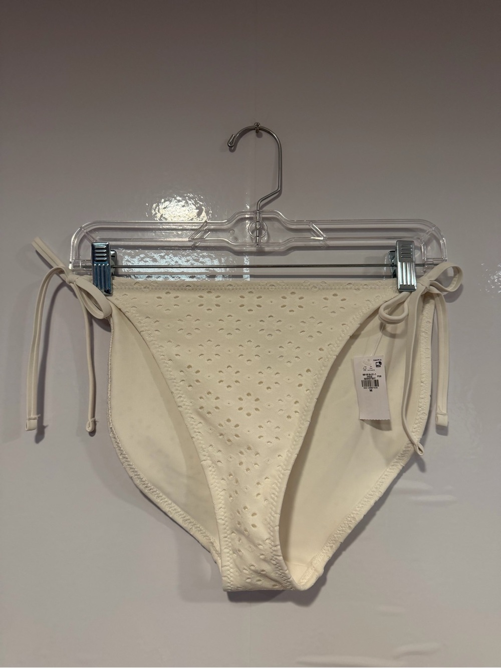 Old Navy NWT Eyelet Tie-Side Bikini Bottoms‎ in Cream